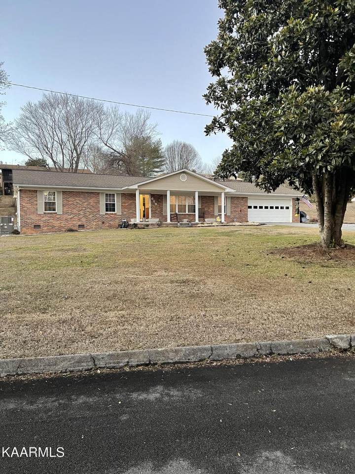 629 Mize Circle - Photo 1