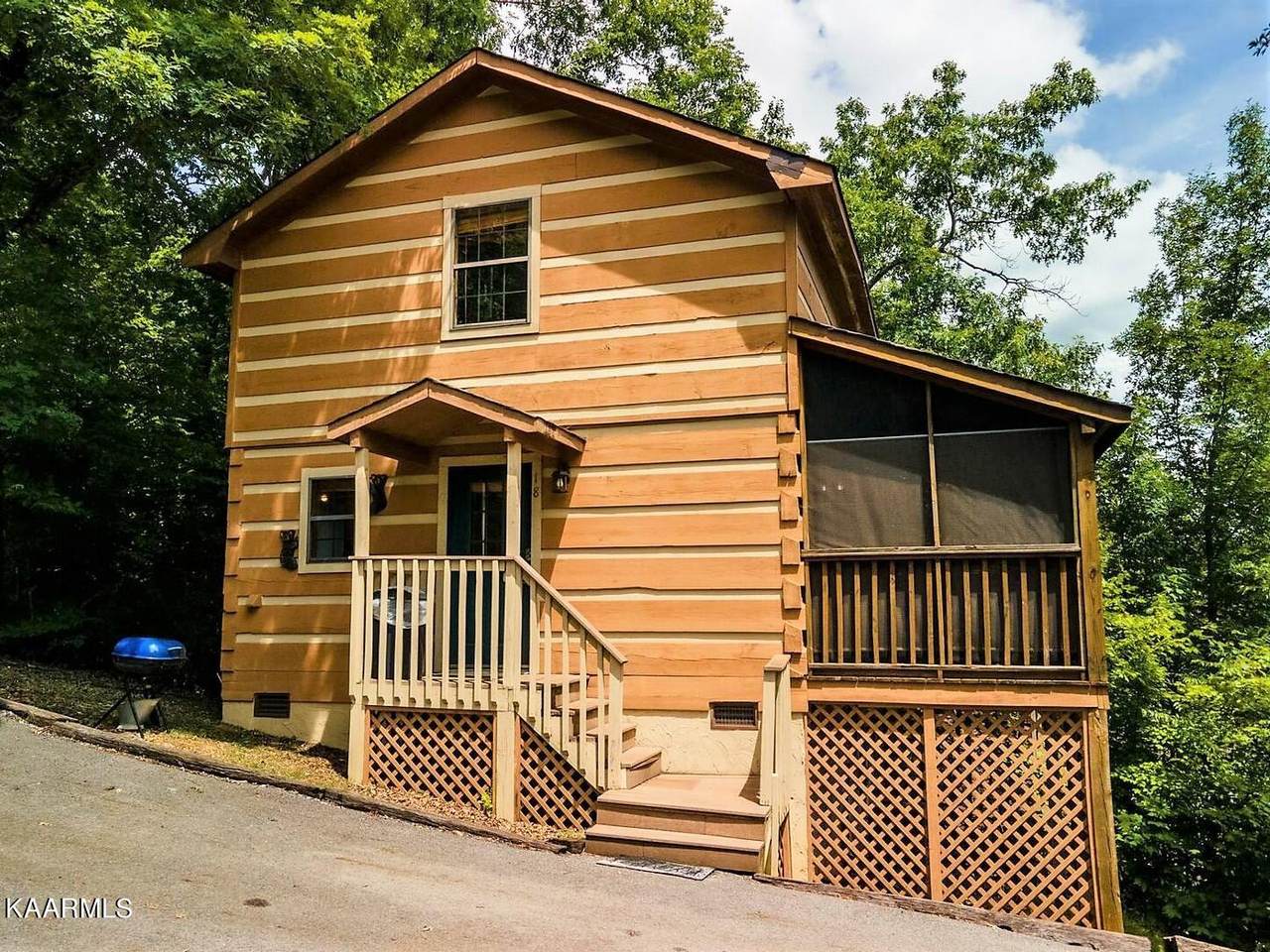 641 Kings Hills Blvd - Photo 1