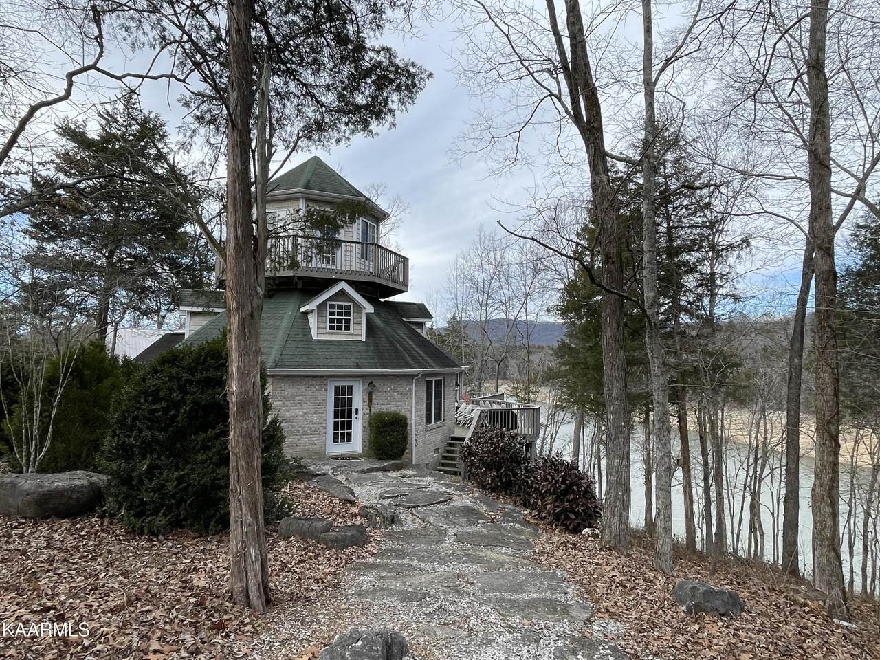 630 Lake Drive Lane - Photo 1