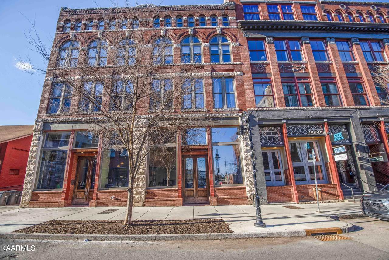 129 Jackson Ave - Photo 1