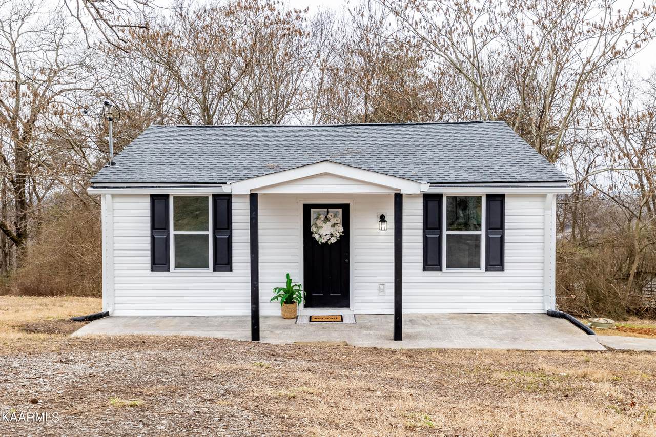 1812 Adams St - Photo 1