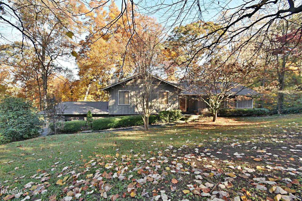 1624 Rushing Wind Lane - Photo 1