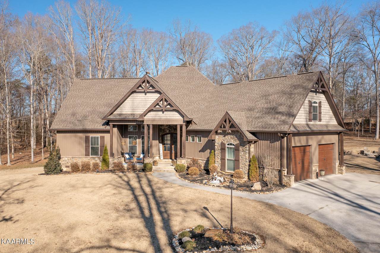 4530 Glennora Drive - Photo 1
