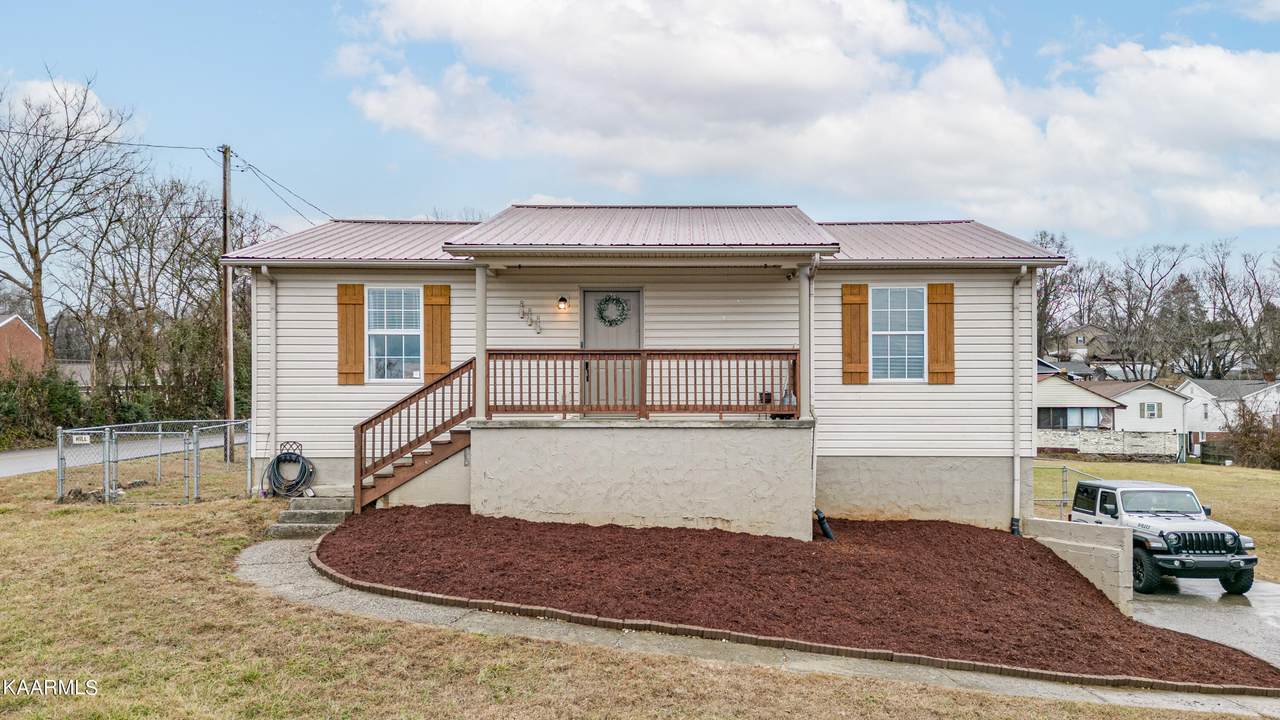 902 Medaris St - Photo 1