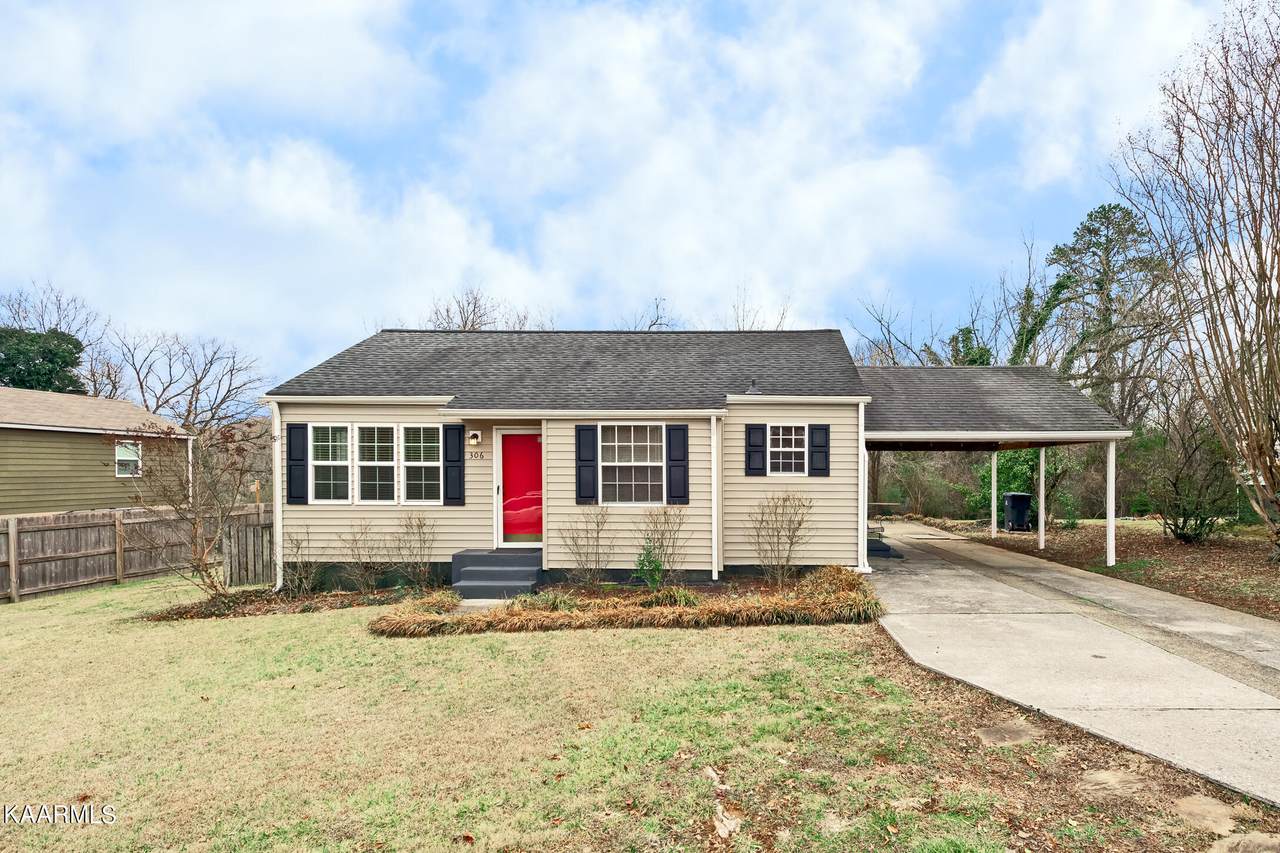 306 Colonial Drive - Photo 1