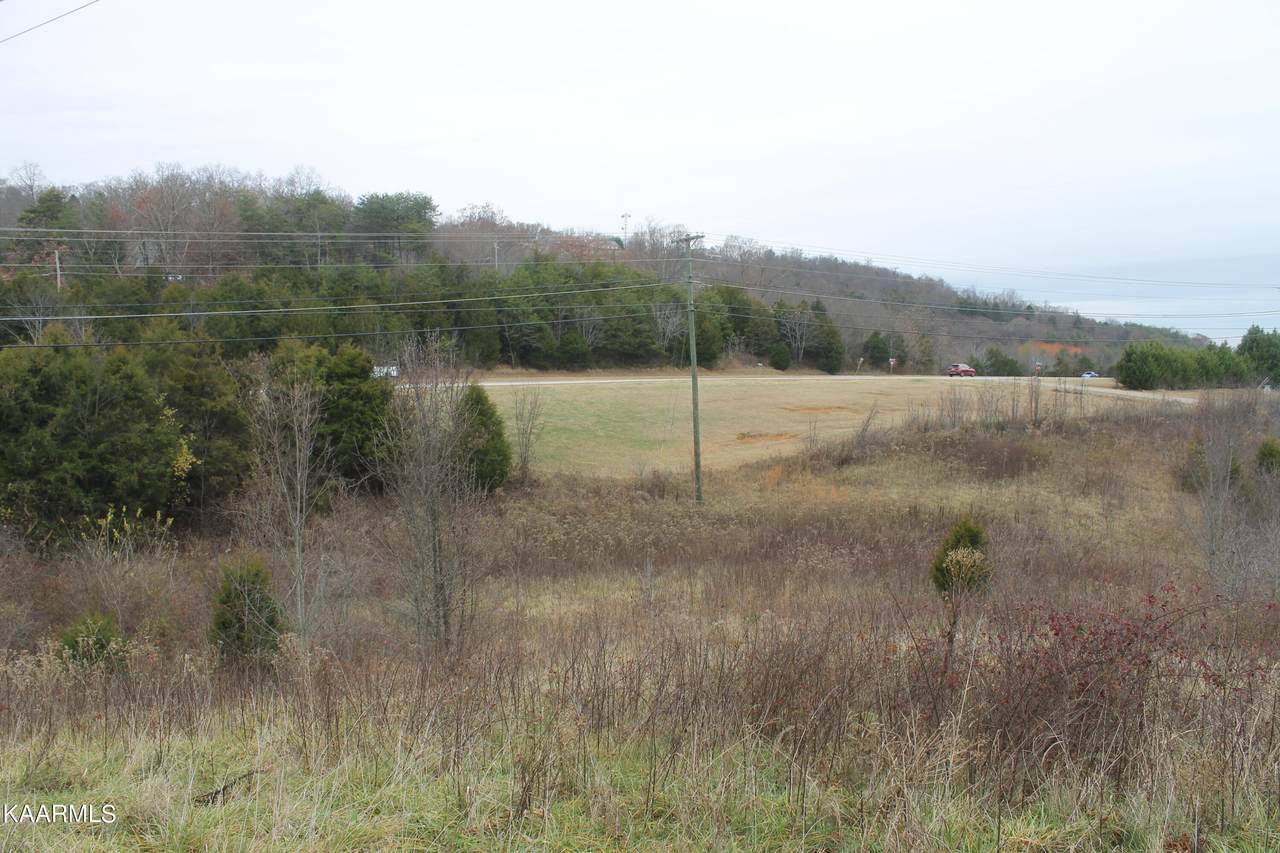 576 Hwy 92 - Photo 1