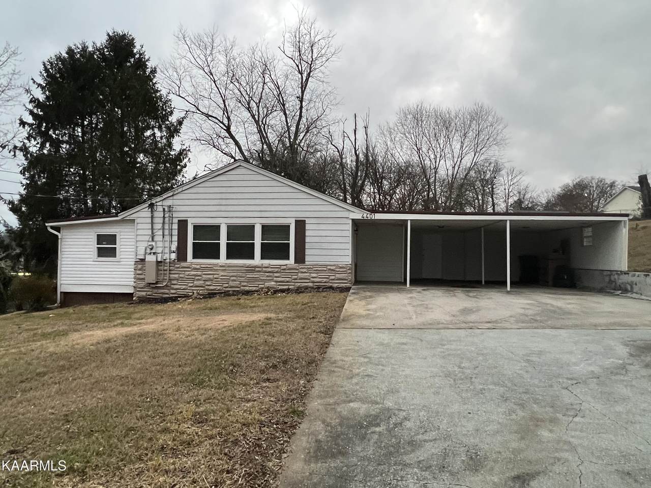 4401 Nicholas Rd - Photo 1