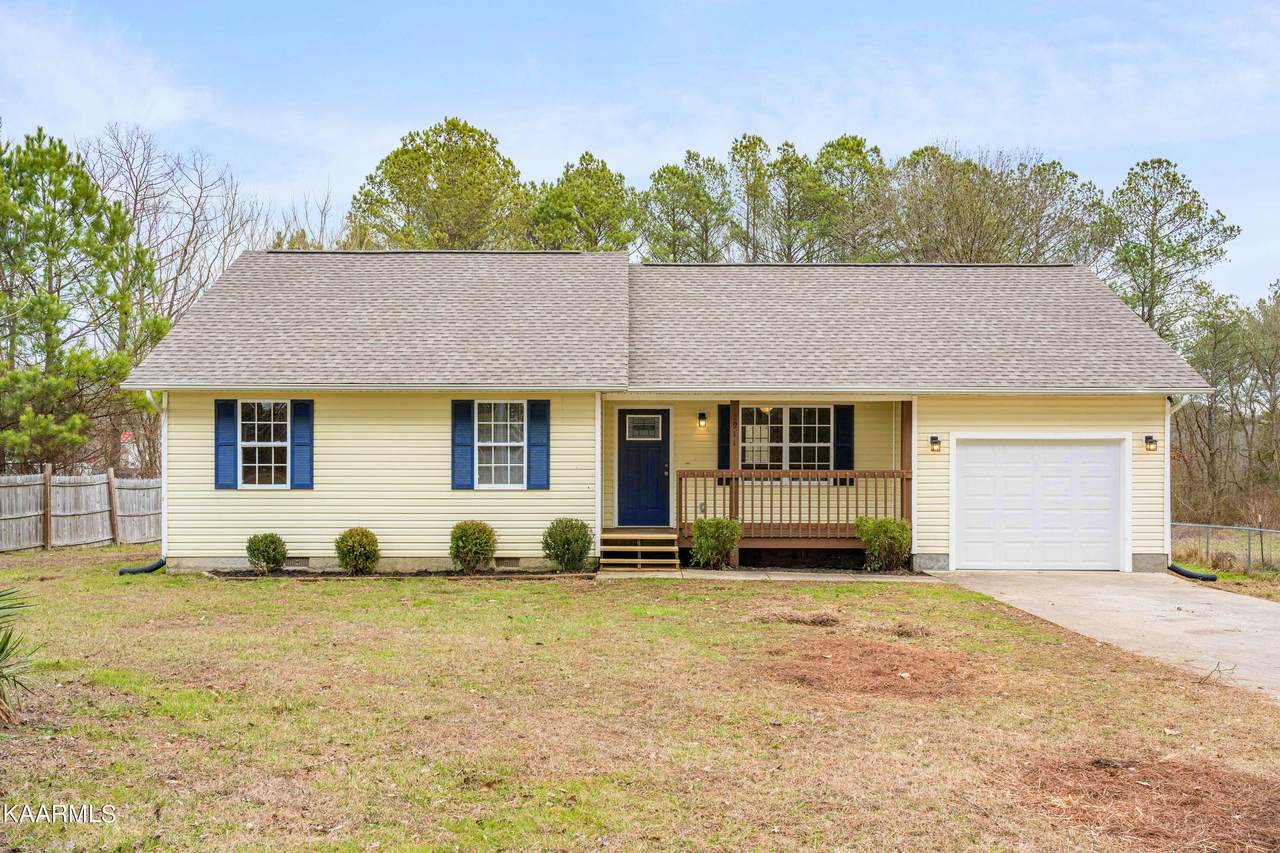 1911 Hunt Rd - Photo 1