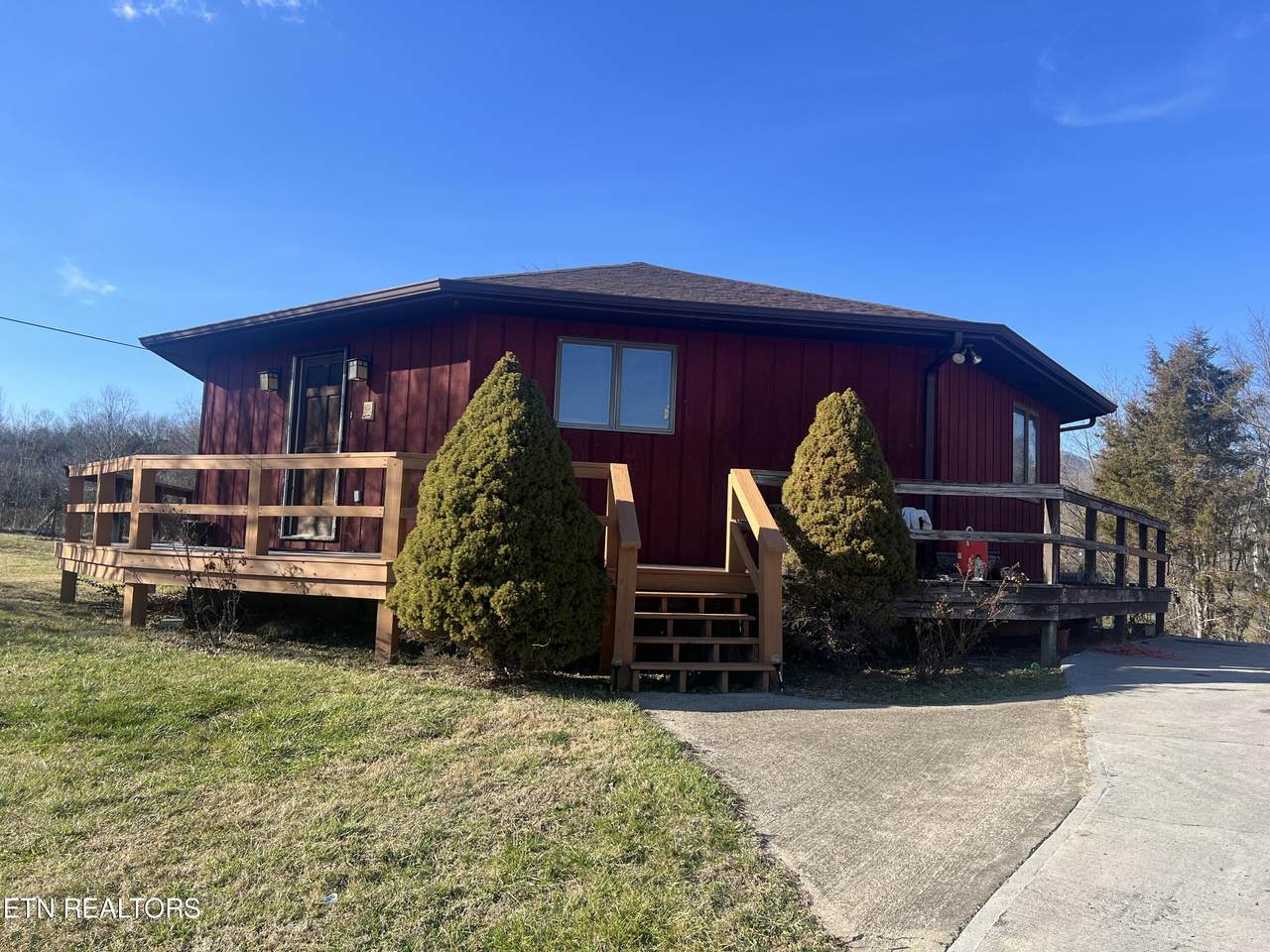 549 Shawanee Rd - Photo 1