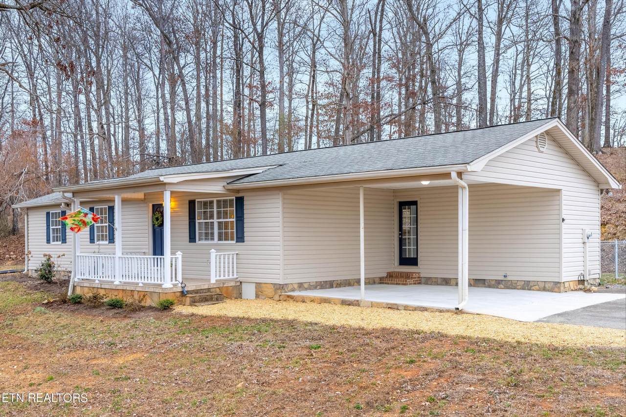 856 Julian Rd - Photo 1
