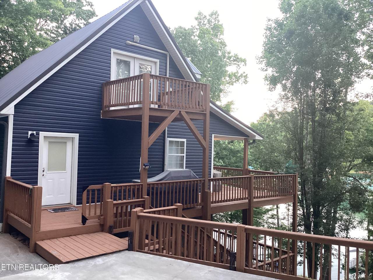 314 Harbor - Photo 1