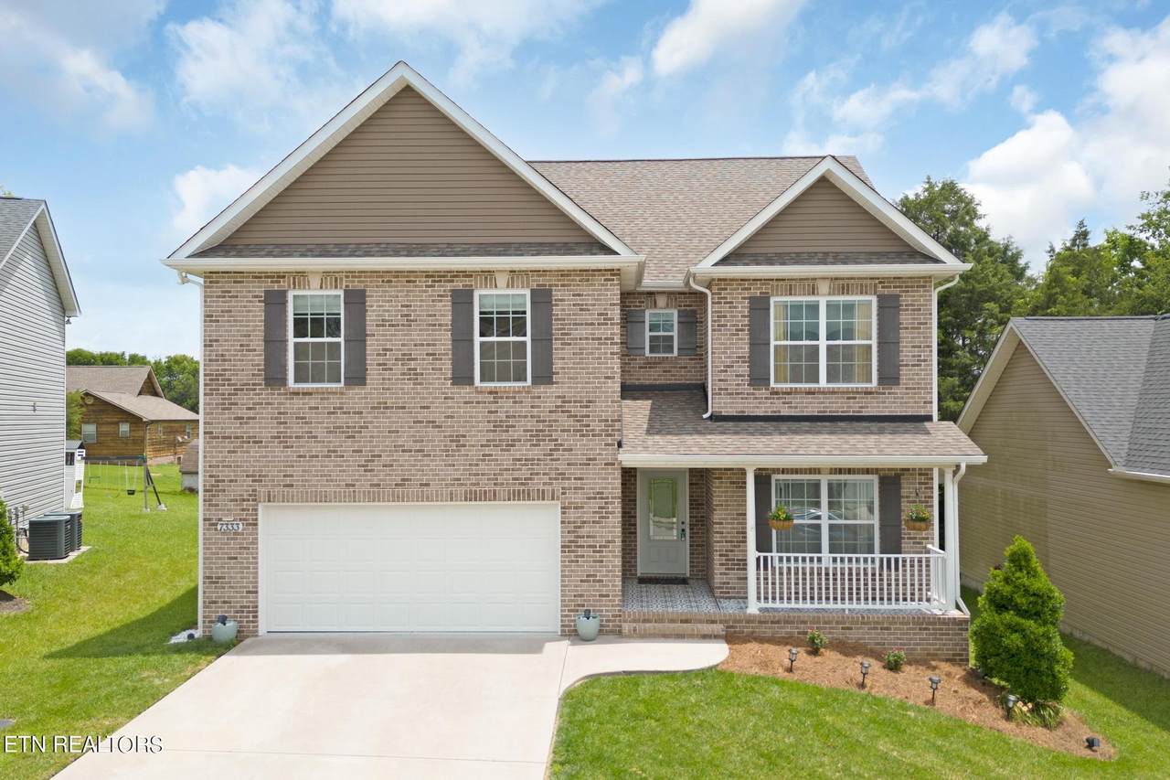 7333 Ladd Rd - Photo 1
