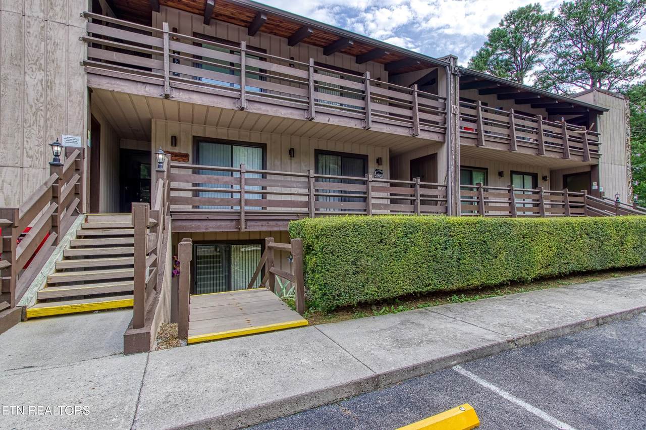 1081 Cove Rd - Photo 1