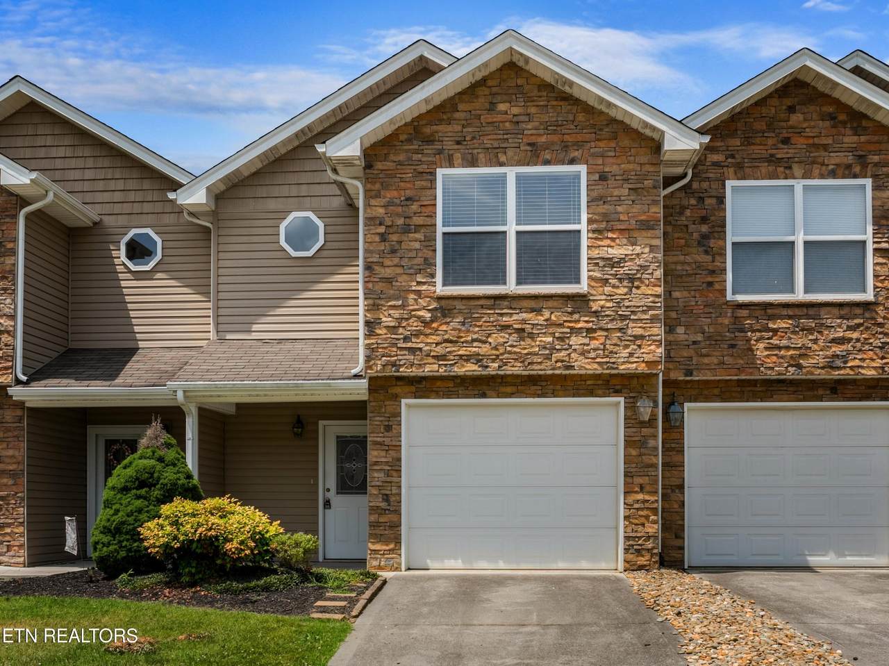 1011 Woullard Way - Photo 1