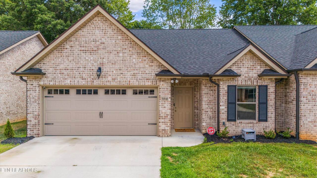 5918 Knox Hill Way - Photo 1