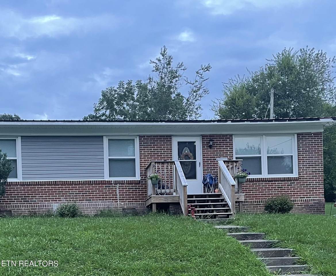 1803 Jackson St - Photo 1