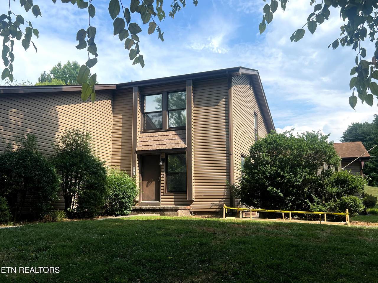 500 Pilgrim Court - Photo 1