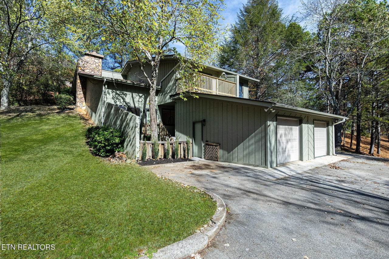 1900 Ridgecrest Drive - Photo 1