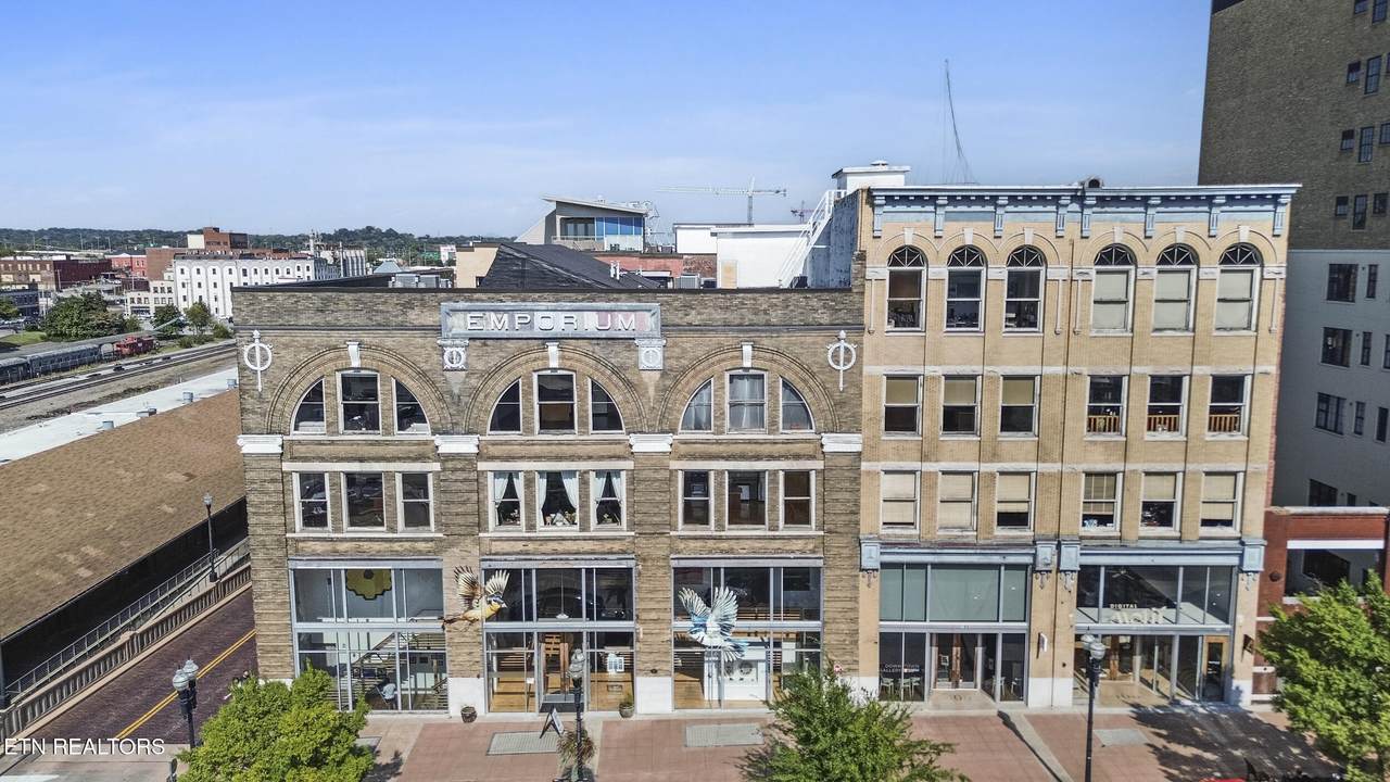 100 Gay St - Photo 1