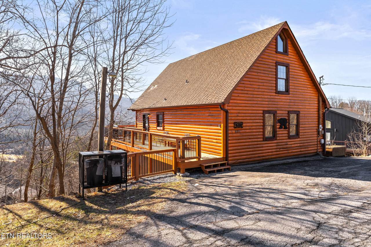829 Red Fox Trl - Photo 1