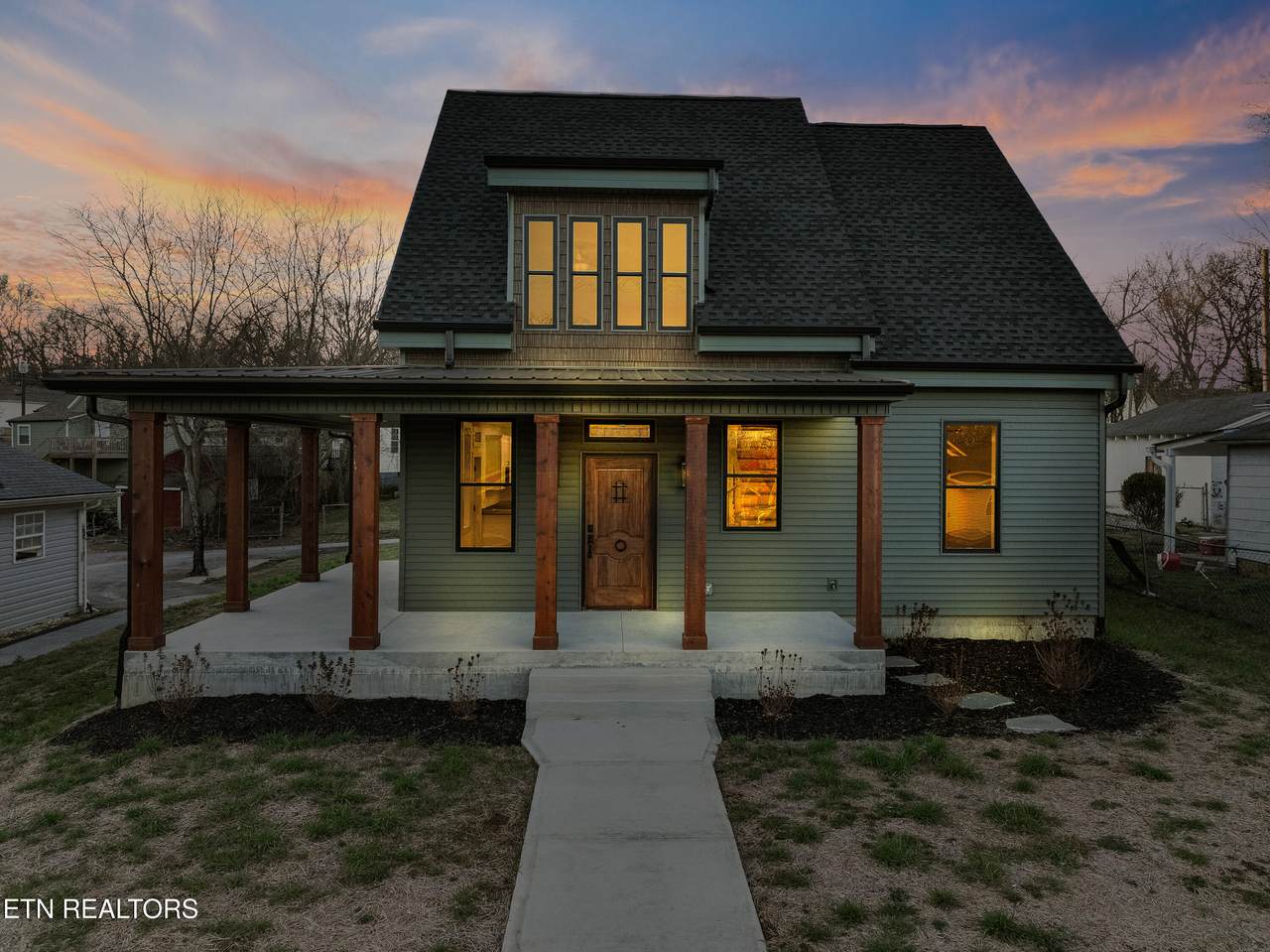 2523 Washington Ave - Photo 1