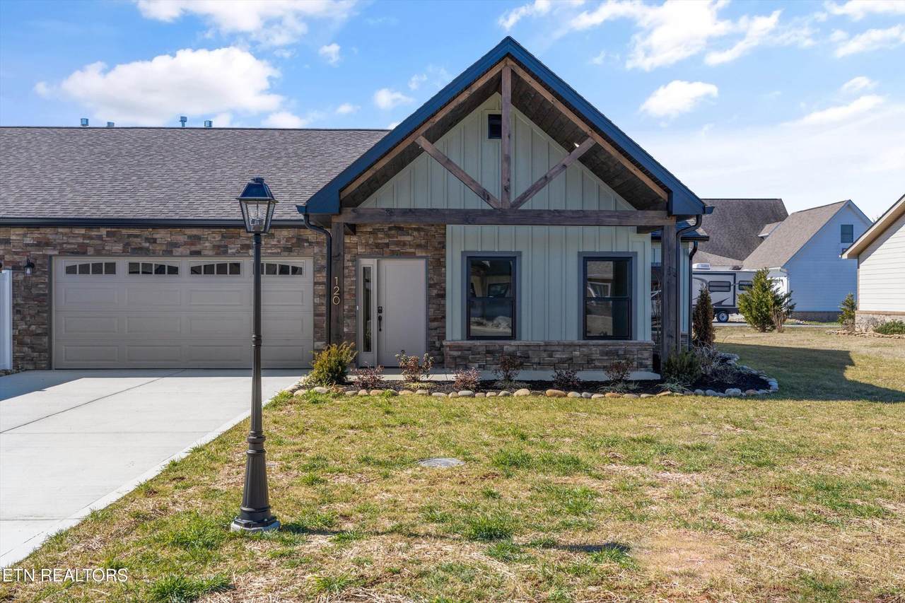 120 Blue Phlox Lane - Photo 1