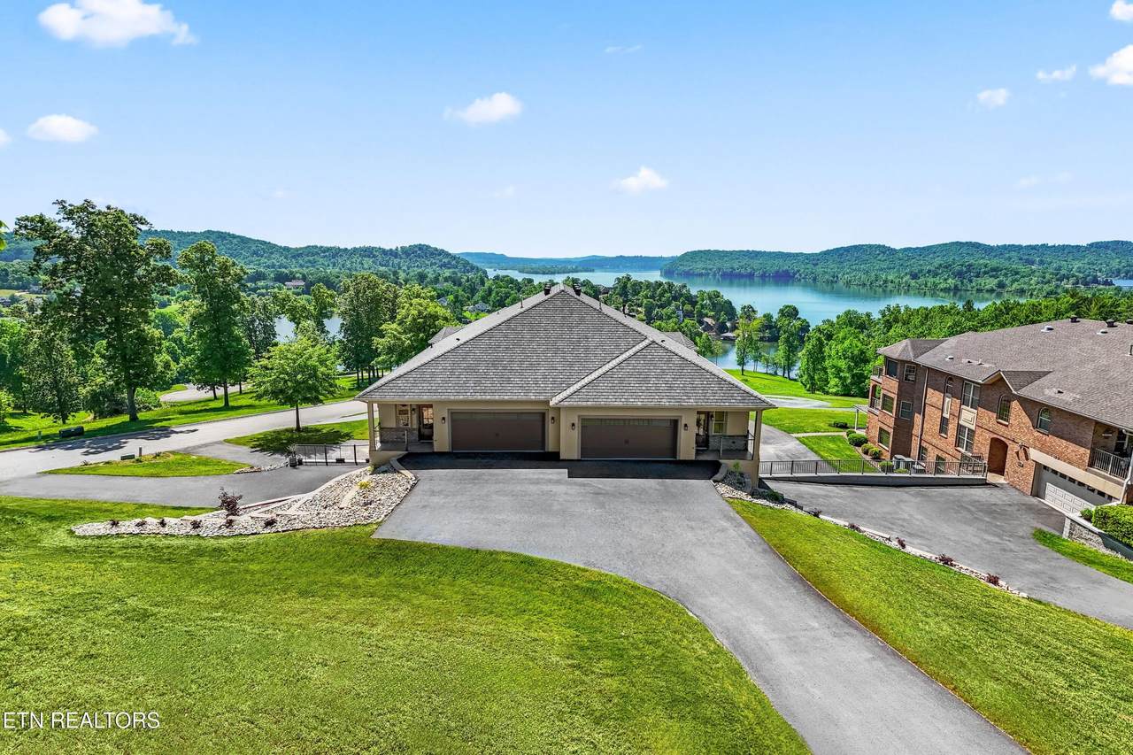 2432 Grand View Court - Photo 1