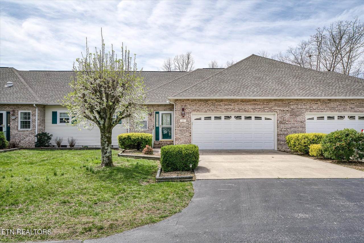 111 Santee Court - Photo 1