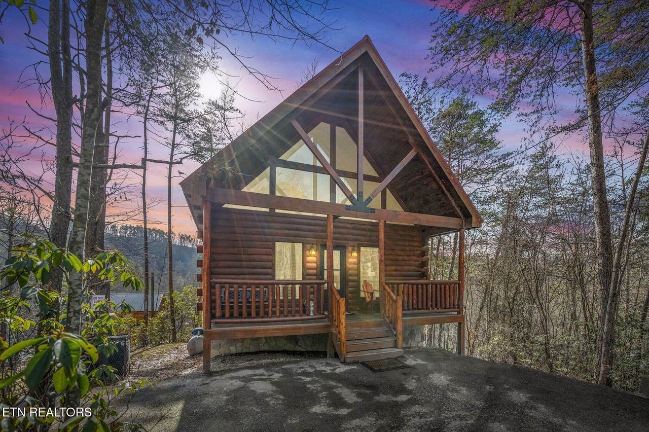 1110 Elm Court - Photo 1