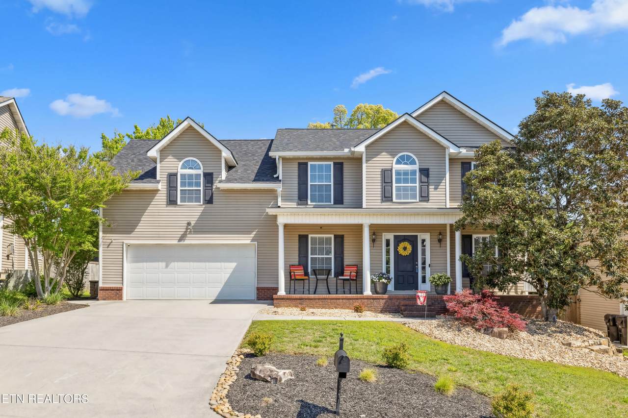 5013 Horsestall Drive - Photo 1