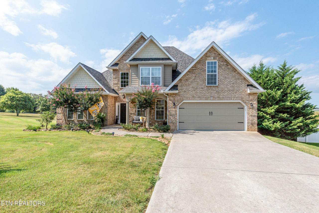 795 Westchester Court - Photo 1