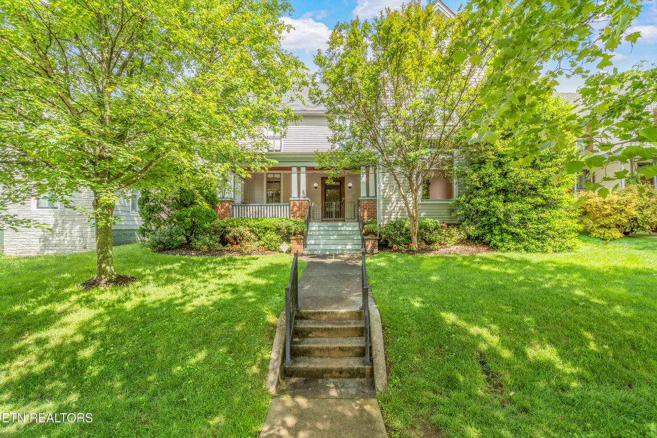 309 Oklahoma Ave - Photo 1