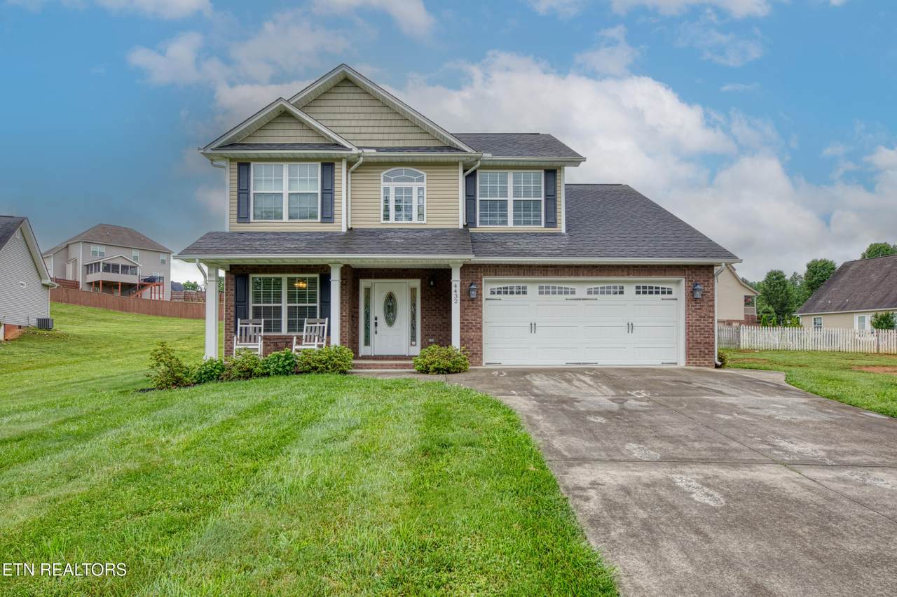4432 Old Colony Lane - Photo 1