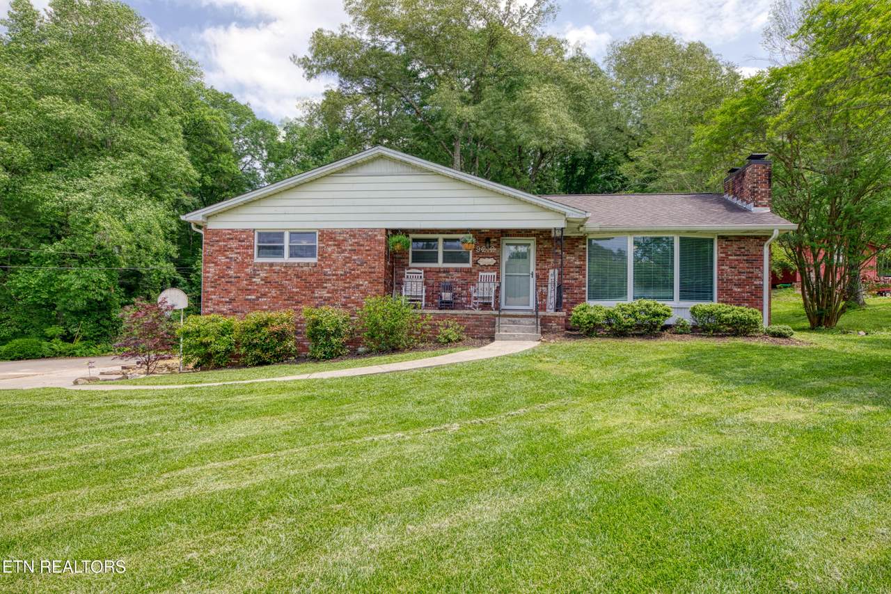 9212 Burchfield Drive - Photo 1