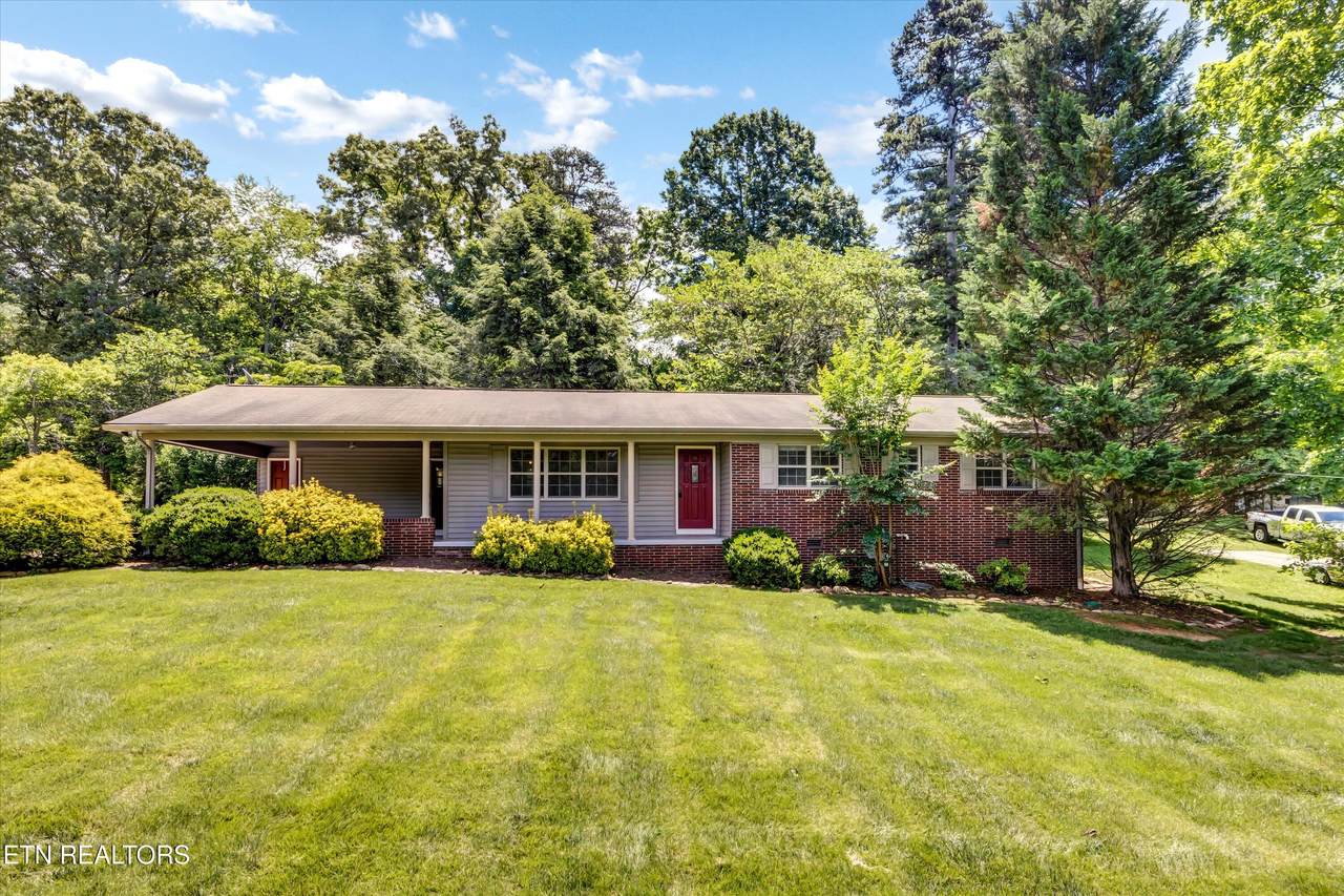 2972 Marvin Circle - Photo 1