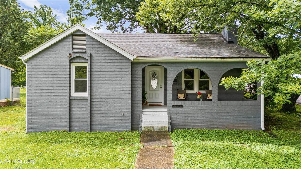 520 7th Ave - Photo 1