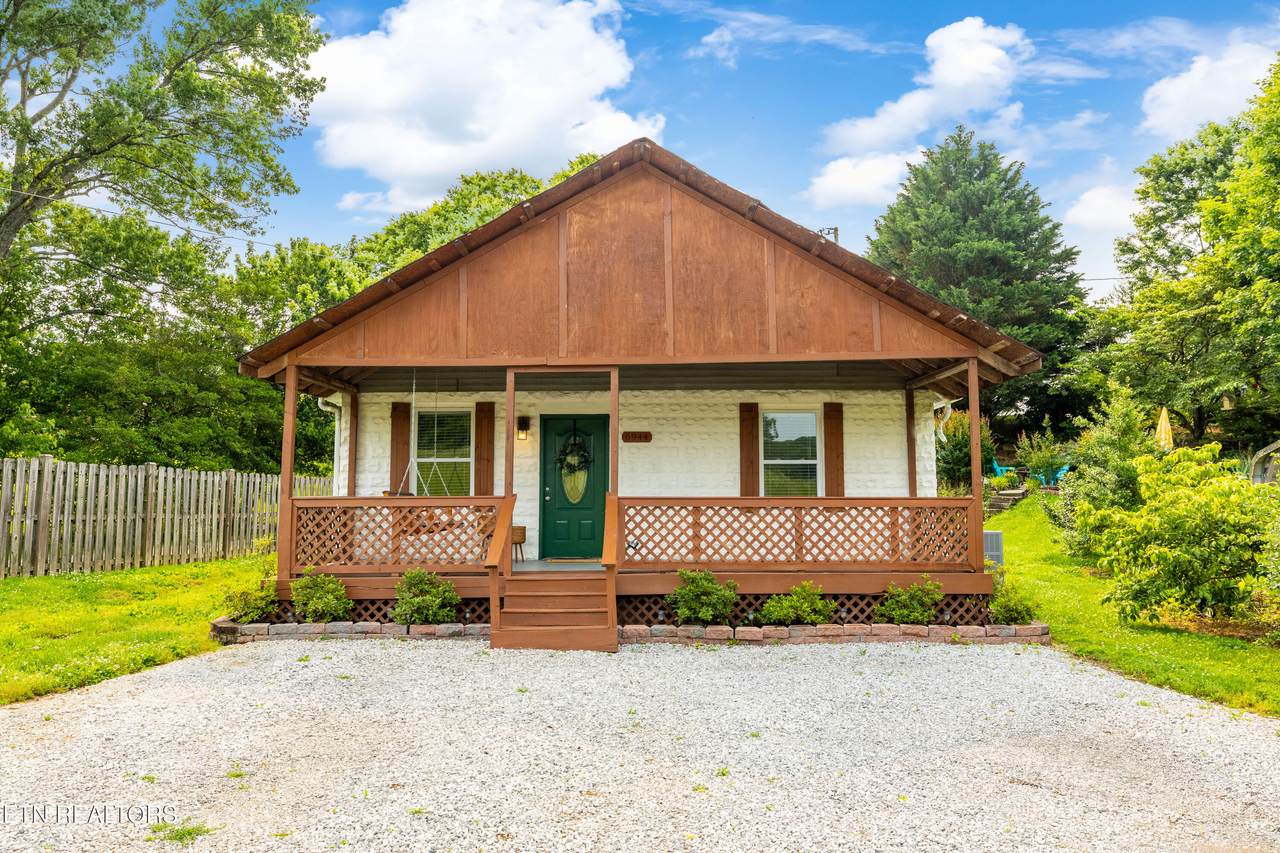 6944 Berry Lane - Photo 1
