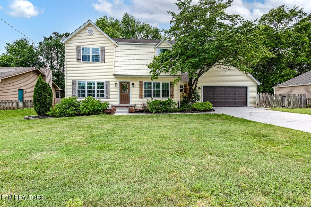 1837 Dunraven Drive - Photo 1
