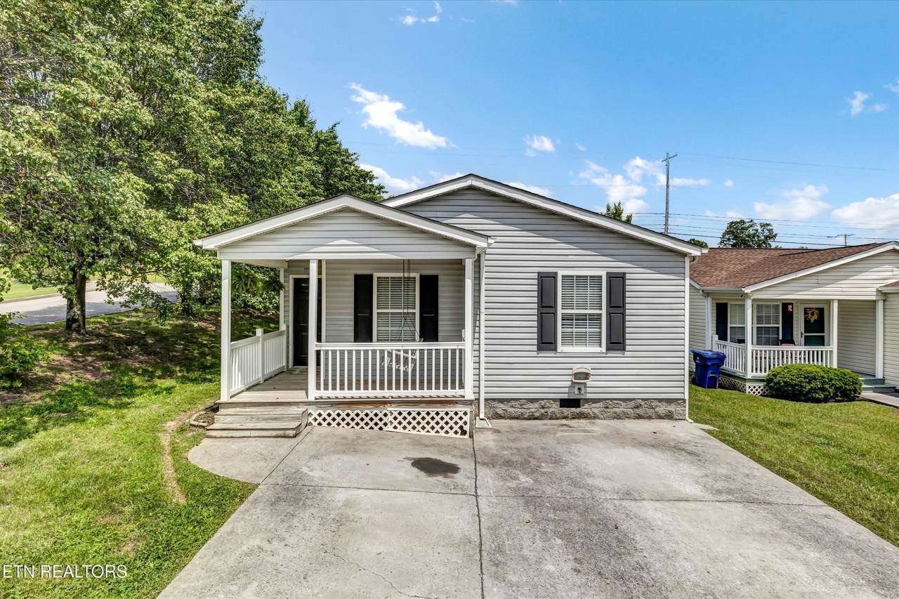 10519 Cavenders Way - Photo 1