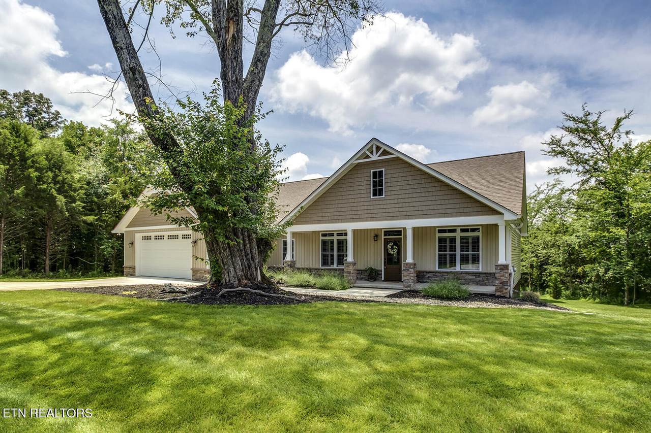 301 Oostagala Lane - Photo 1