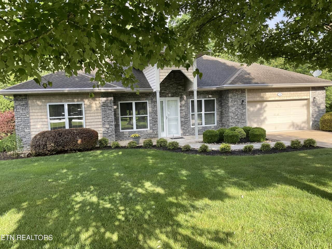 1183 Deer Creek Drive - Photo 1