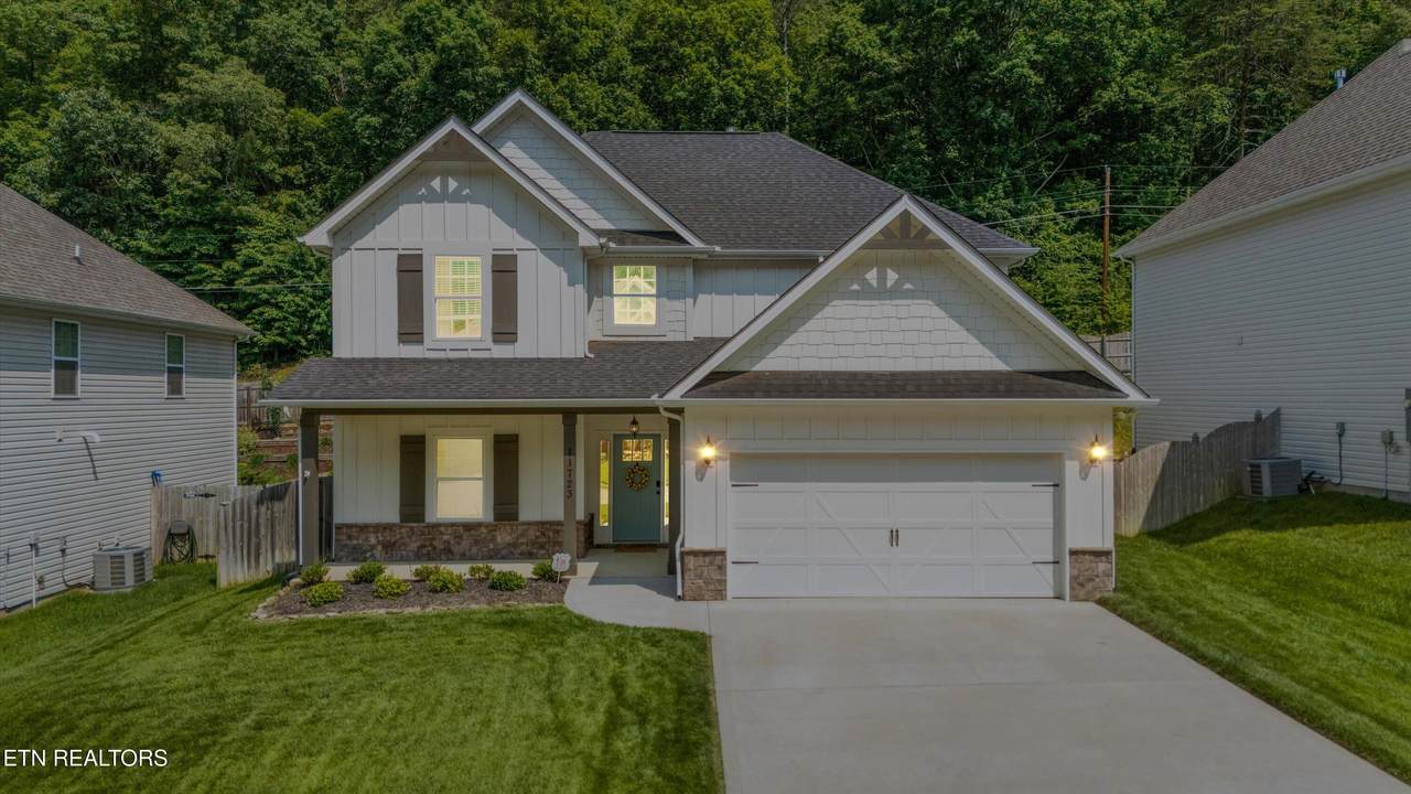 11723 Pepper Ridge Lane - Photo 1