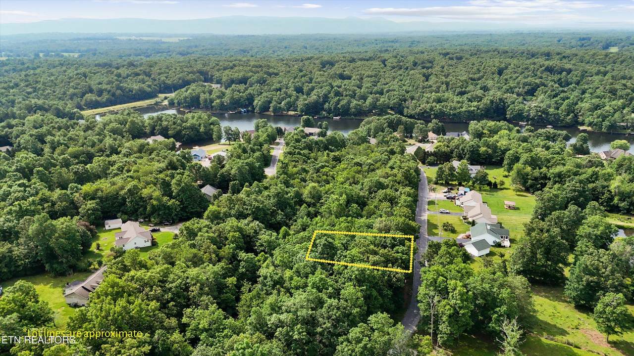 1448 War Eagle Drive - Photo 1