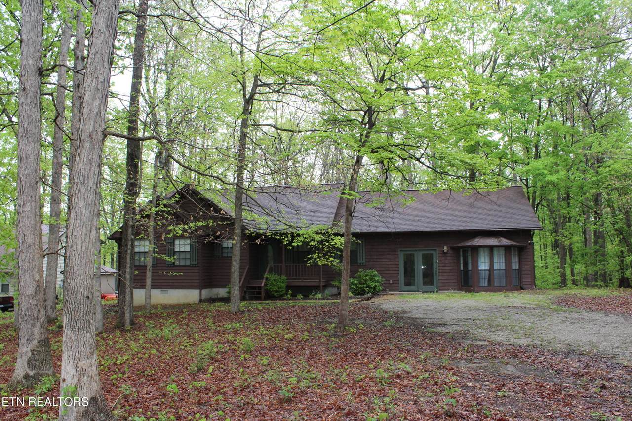 108 Laurel Drive - Photo 1