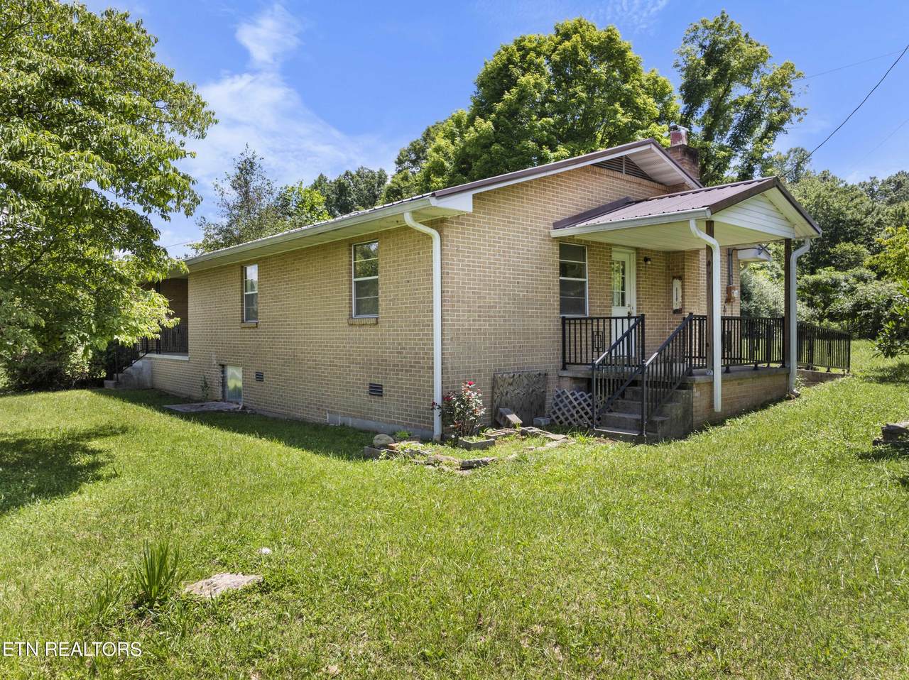 1584 Hwy 90 - Photo 1