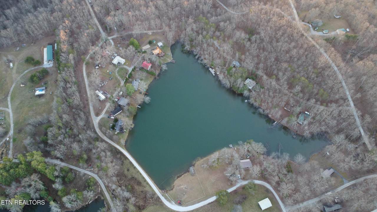 22 Diane Circle - Photo 1