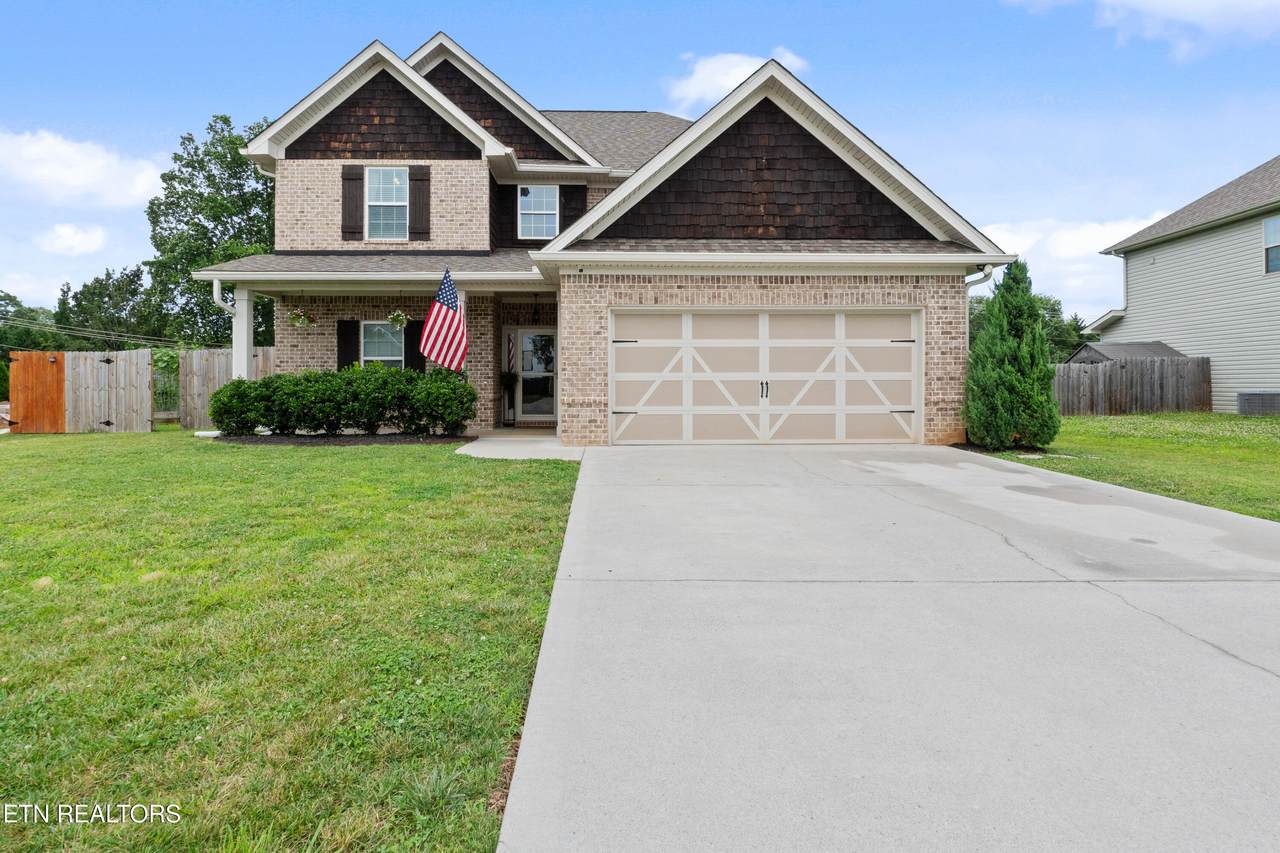1310 Mary Katherine Drive - Photo 1