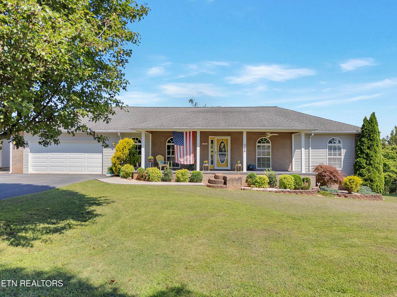 345`` Esther Court - Photo 1