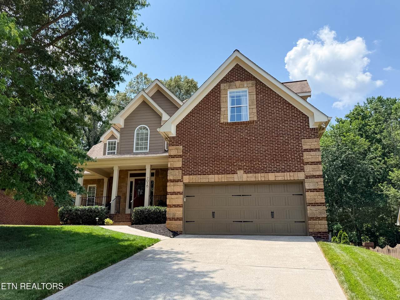7016 Shady Knoll Lane - Photo 1