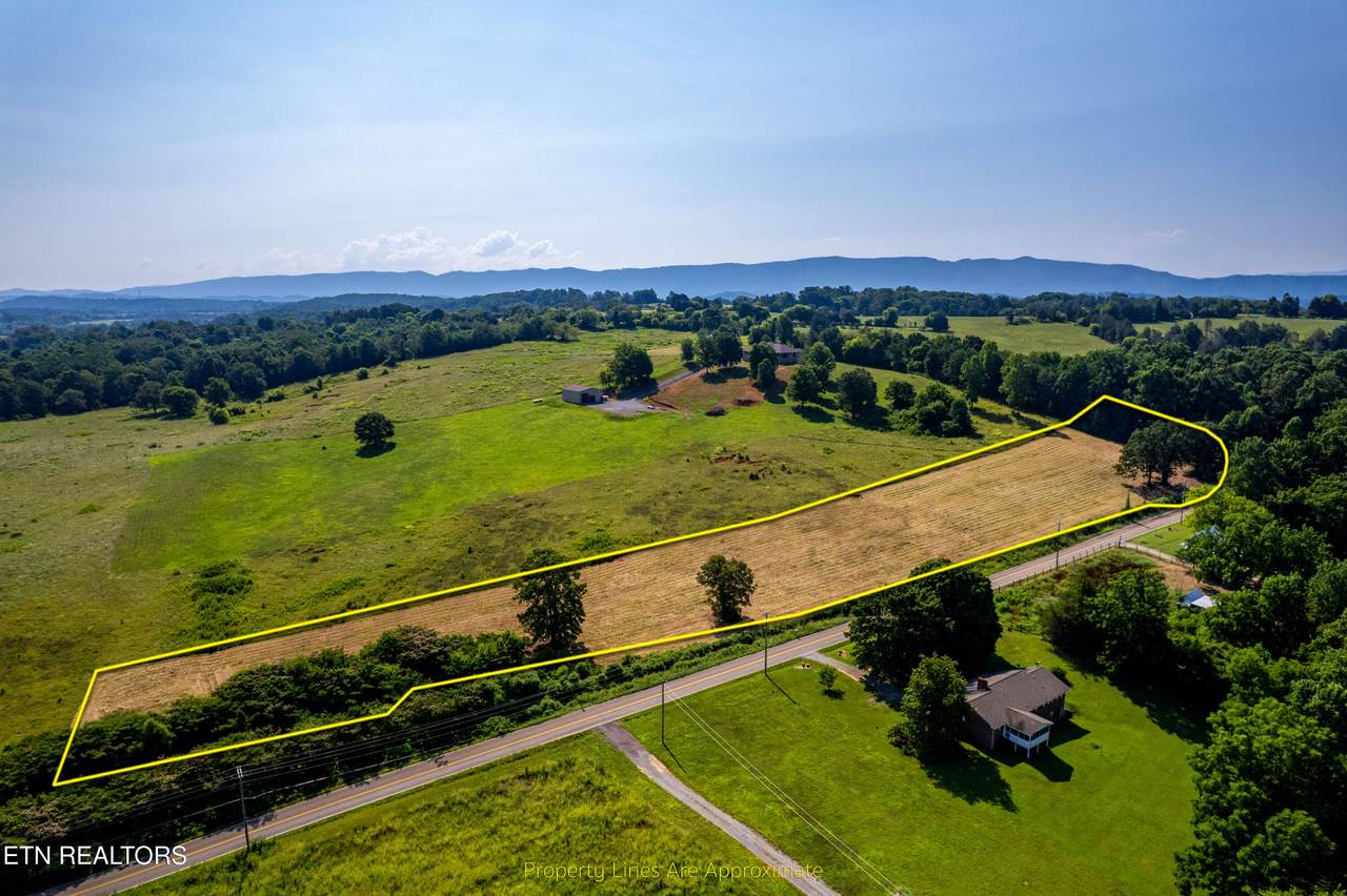 6149 Janeway Rd - Photo 1